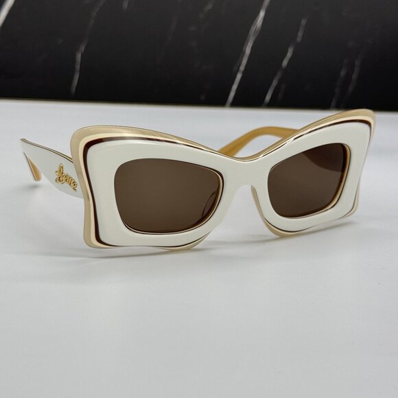 NEW LOEWE LW40140U 25E WOMEN SUNGLASSES BLACK CAT EYE LOEWE EYEWEAR - Picture 5 of 12